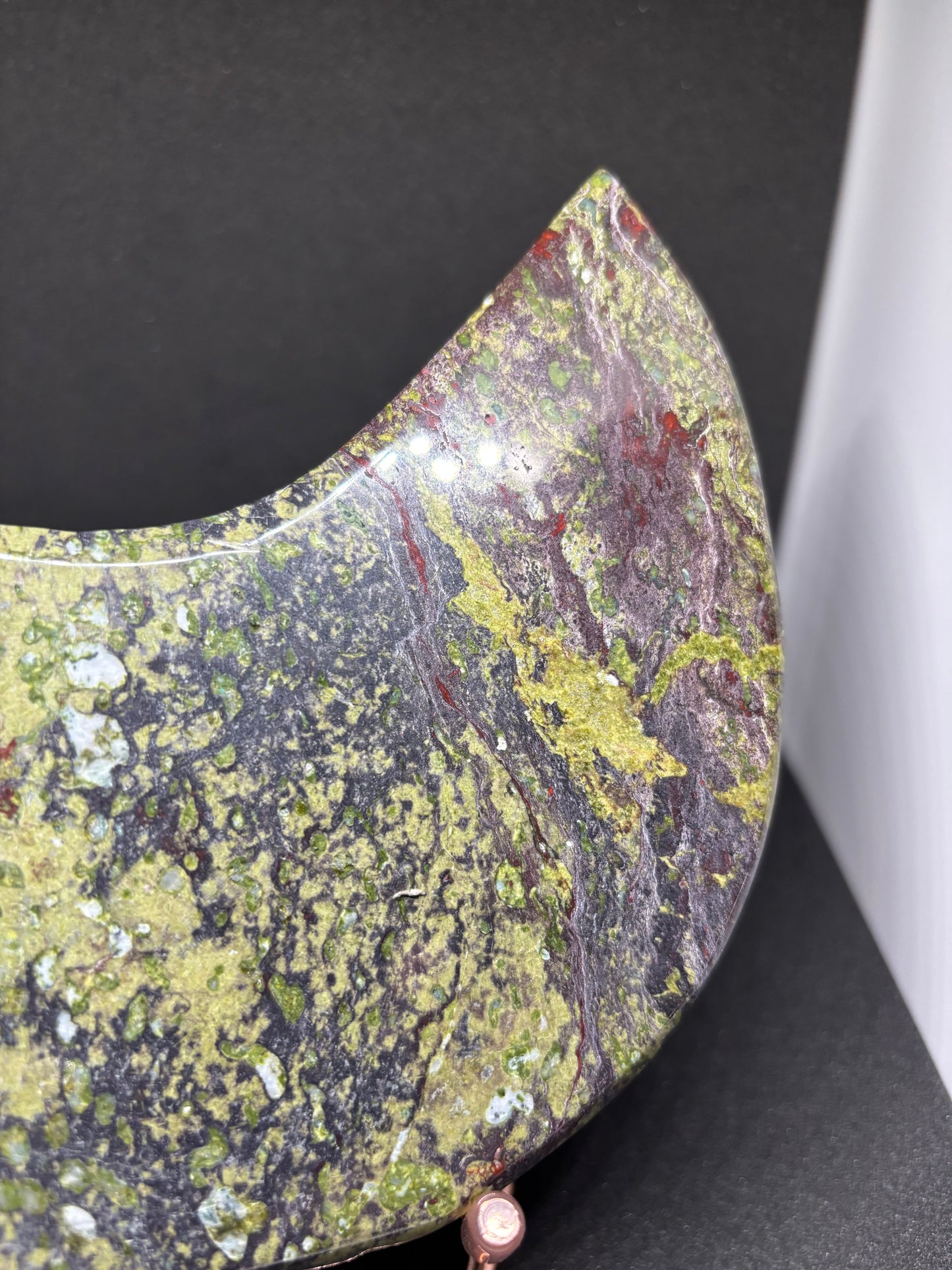 6cm Dragon's Blood Jasper Moon - 600g Fantasy Crystal with Gold Stand